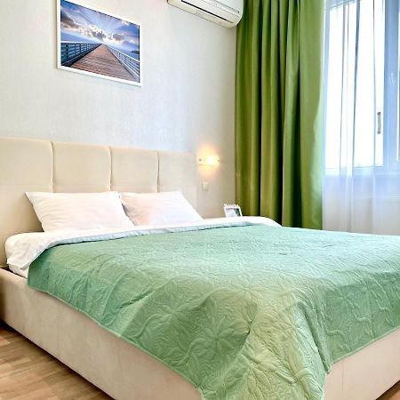 Navit Luxury Apartments With Breakfast Near The Railway Station, The City Center And The Park Kyiv Exterior foto